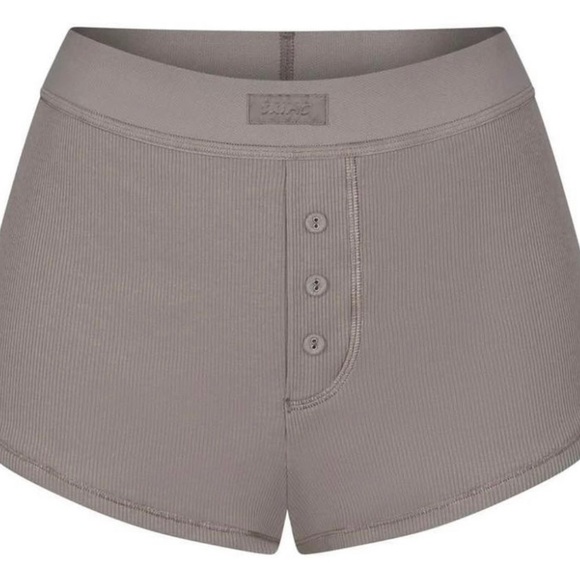 SKIMS Other - SKIMS Medium Cotton Rib Short in Limited Edition Smoke